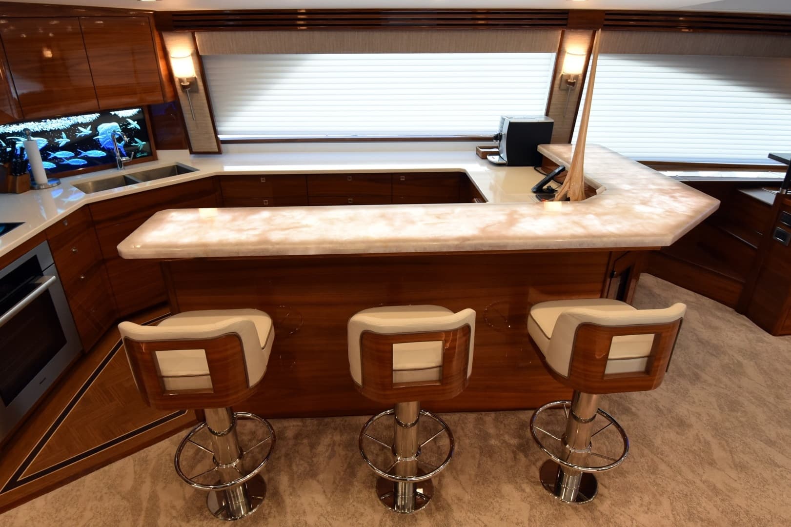 2024 Viking 90 Skybridge - Image 8