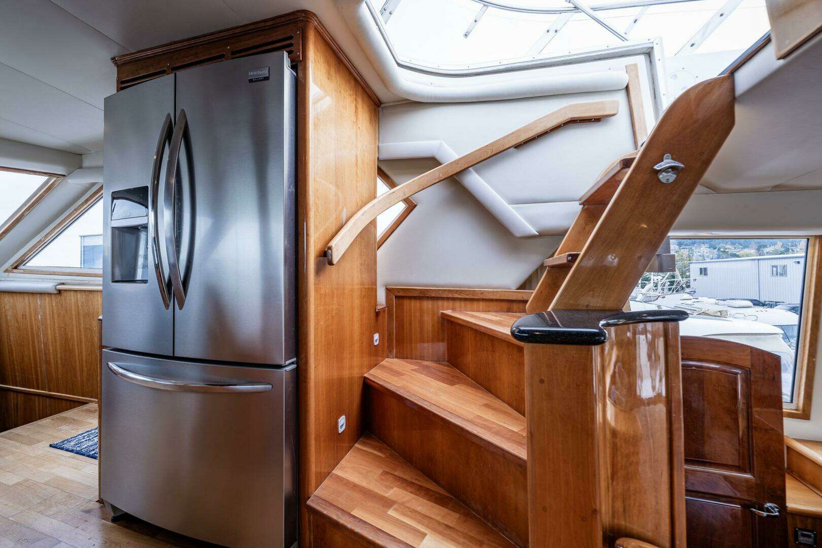 2001 Navigator 61 Pilothouse - Image 19