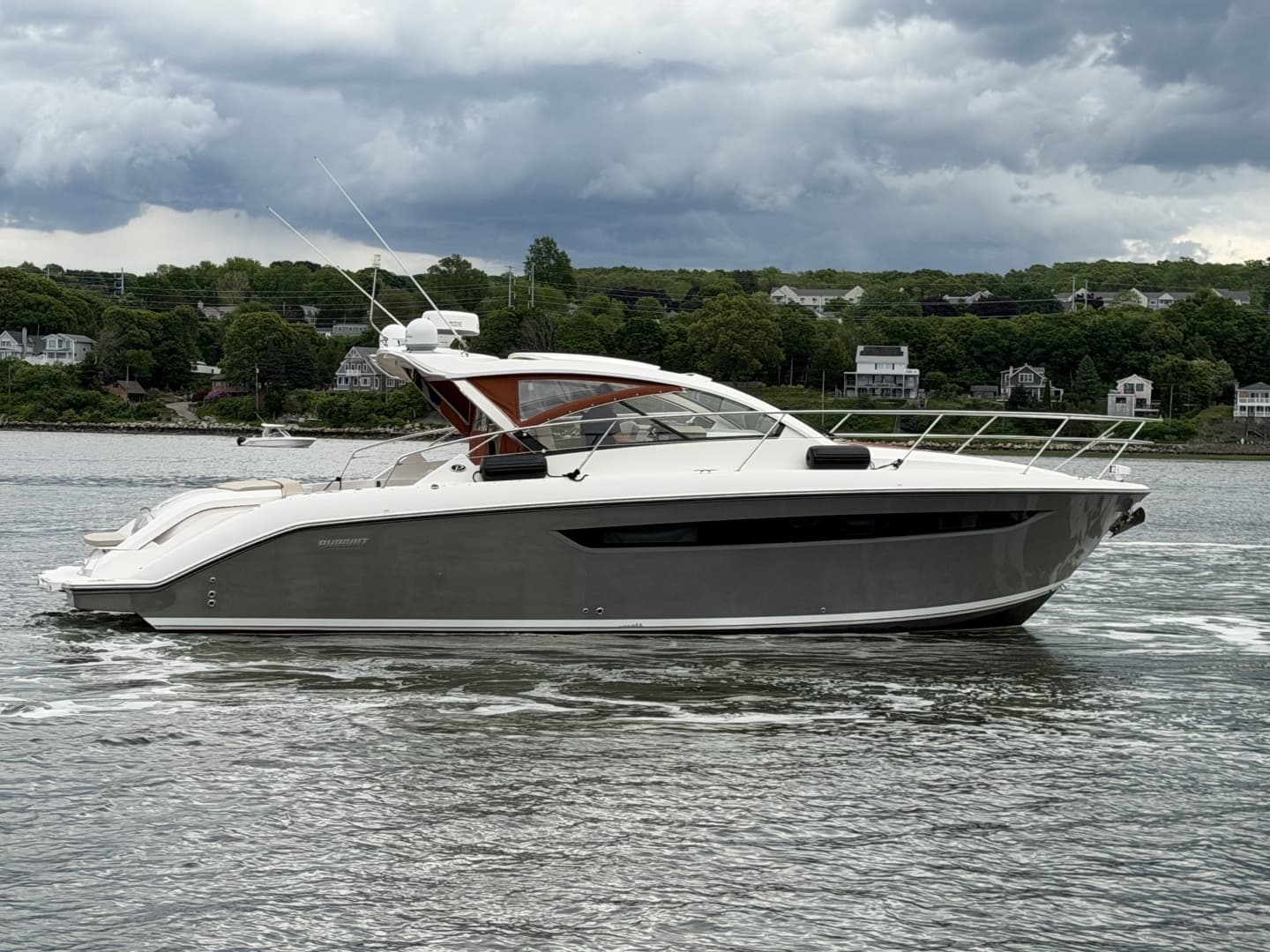 2016 Pursuit SC 365i Sport Coupe - Image 8