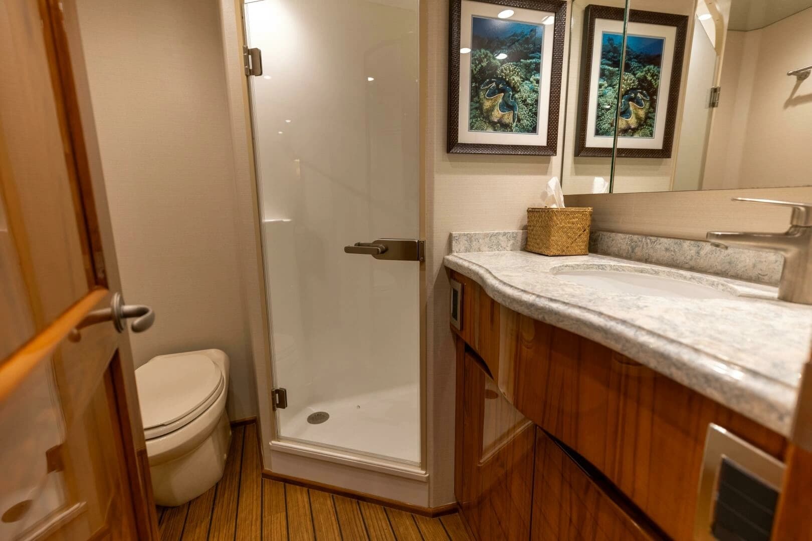 2017 Viking 66 Convertible - Image 22