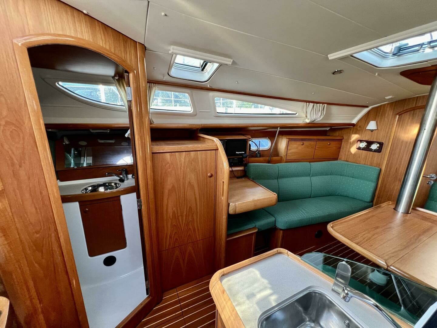 2005 Jeanneau Sun Odyssey 35 - Image 58
