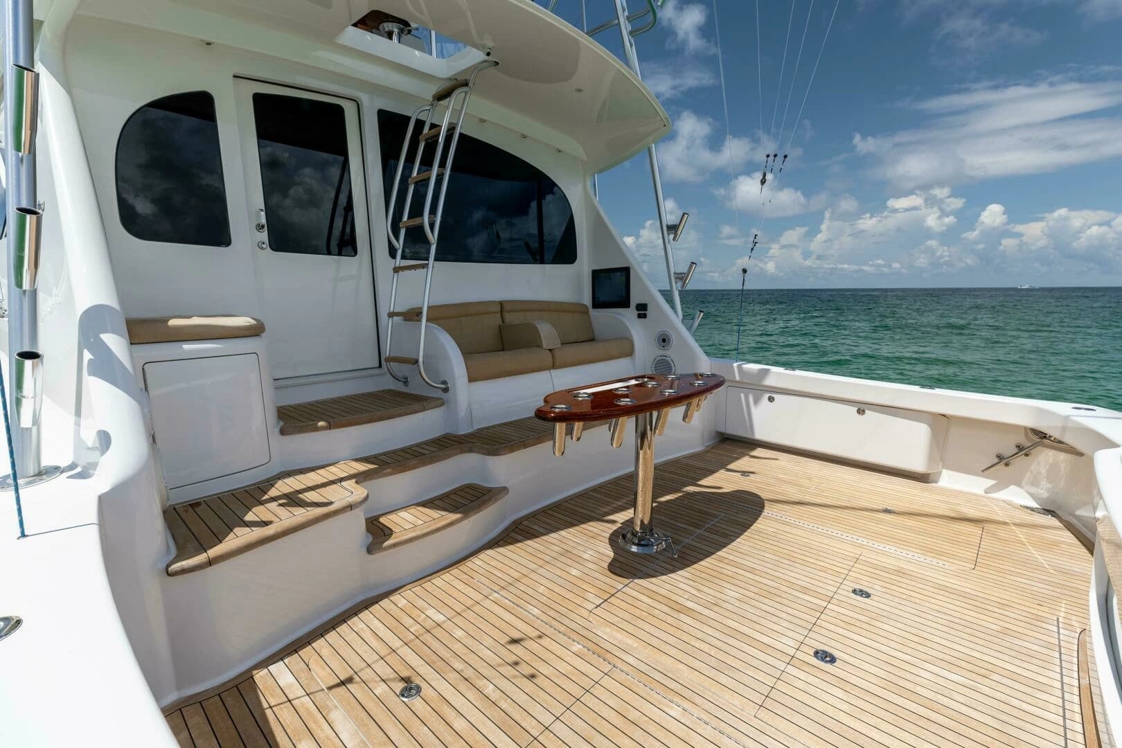 2017 Viking 66 Convertible - Image 4