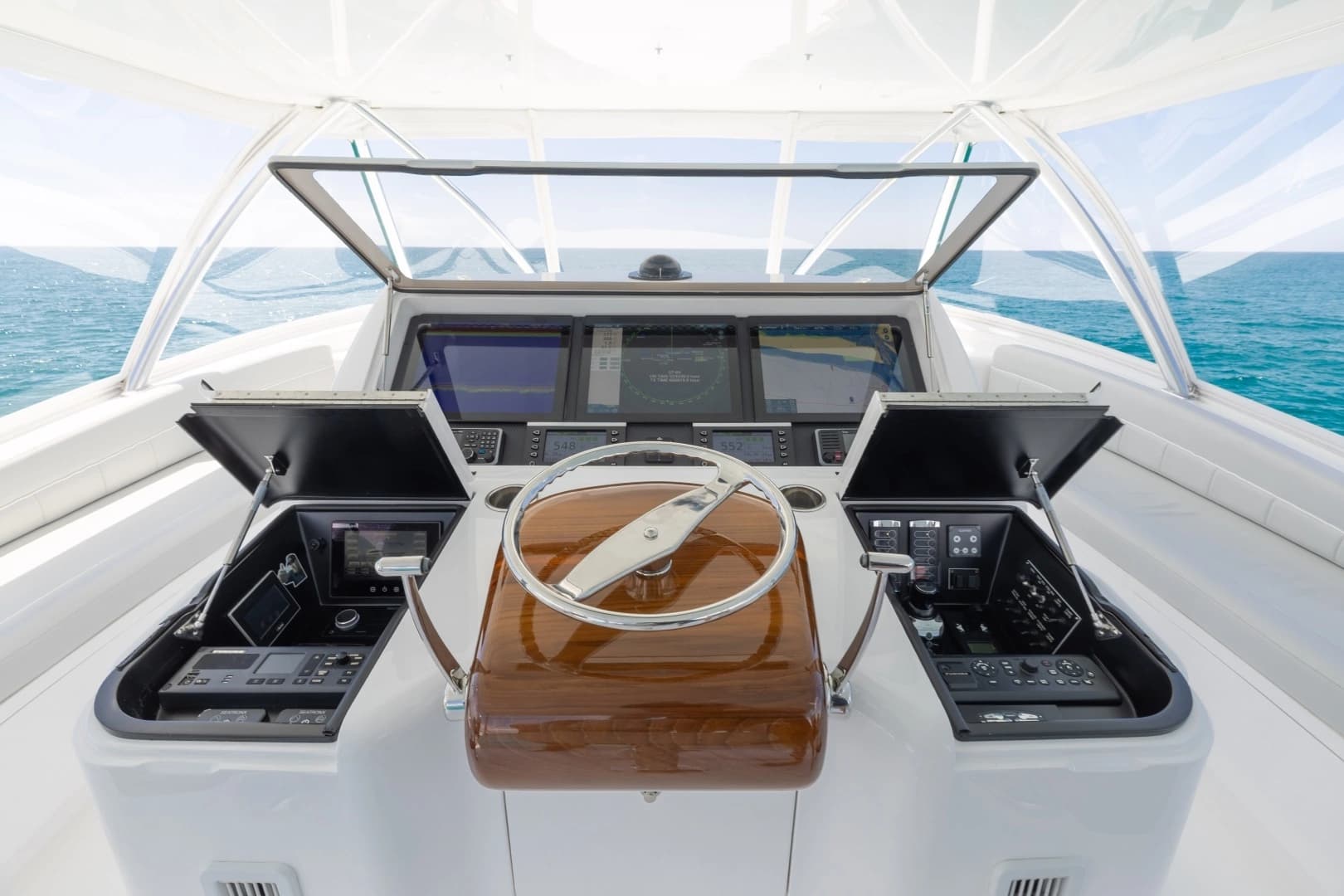 2023 Viking 72 Convertible - Image 77