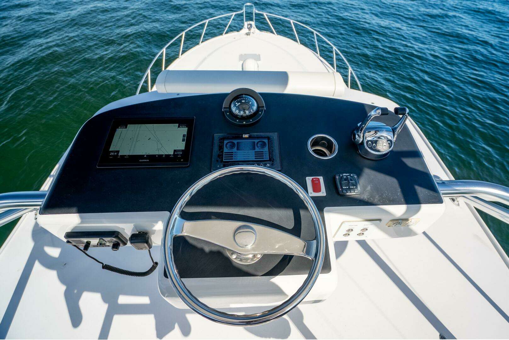 2018 Albemarle 41 Express - Image 9