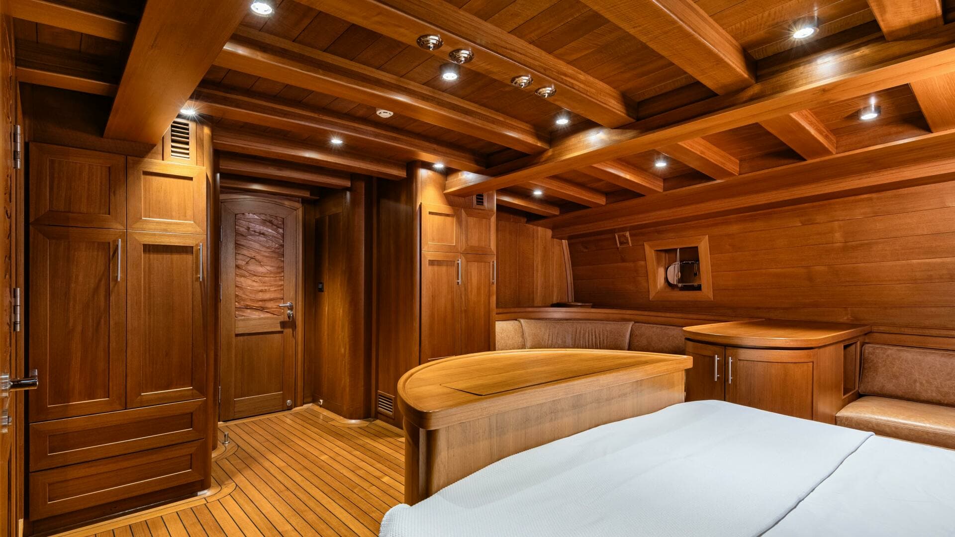 2013 East Yachting Custom - Image 48