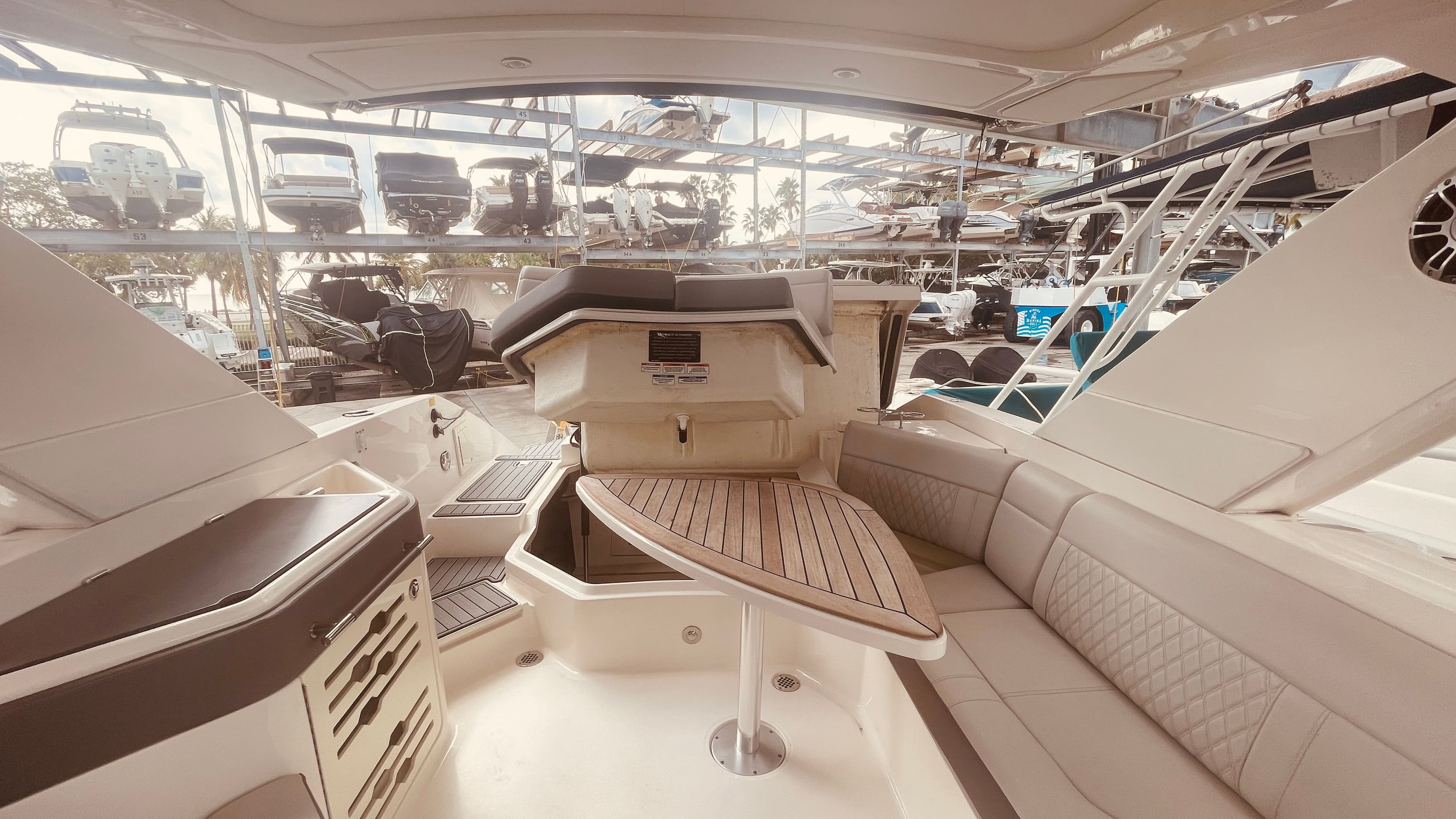 2021 Sea Ray SLX 310 Outboard - 46