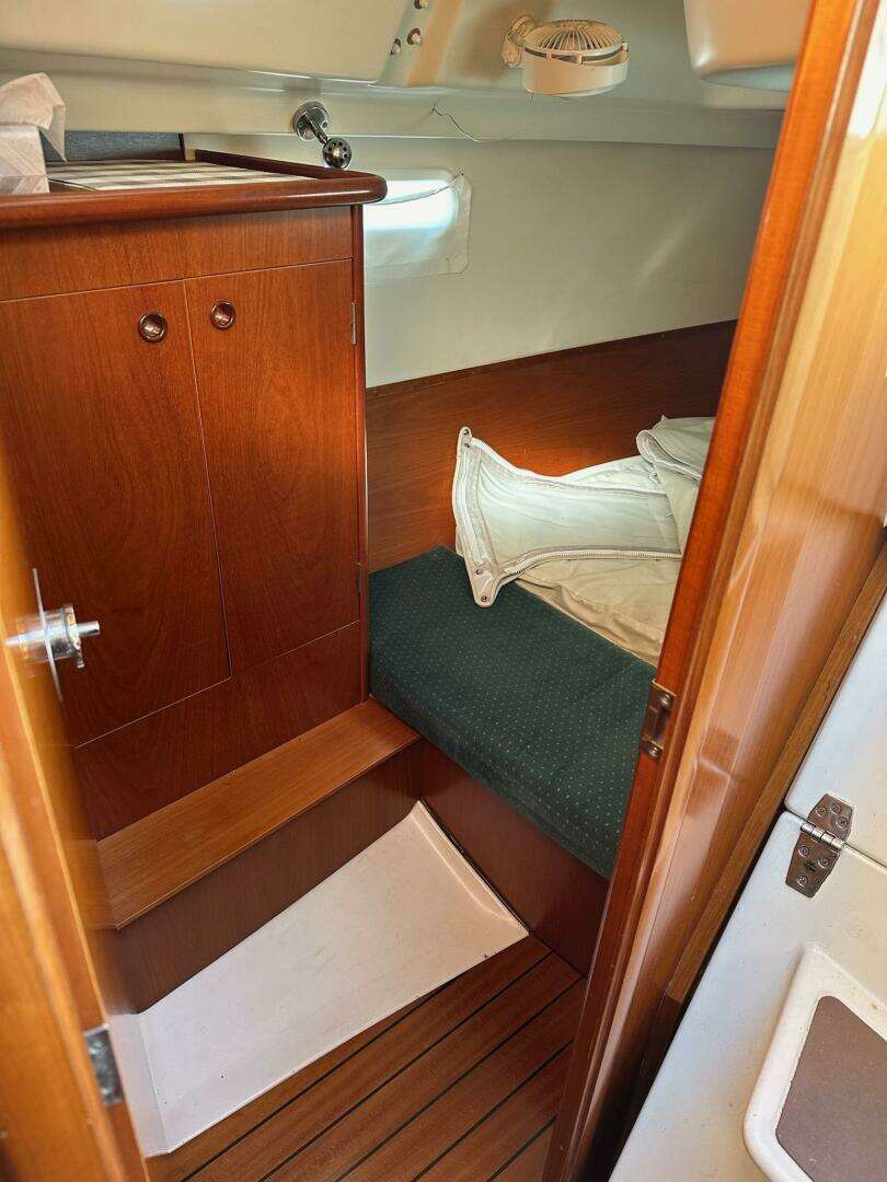 2000 Beneteau 331 - Image 36