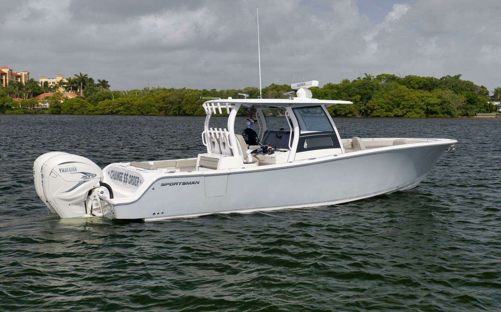 2022 Sportsman 352 - Image 2