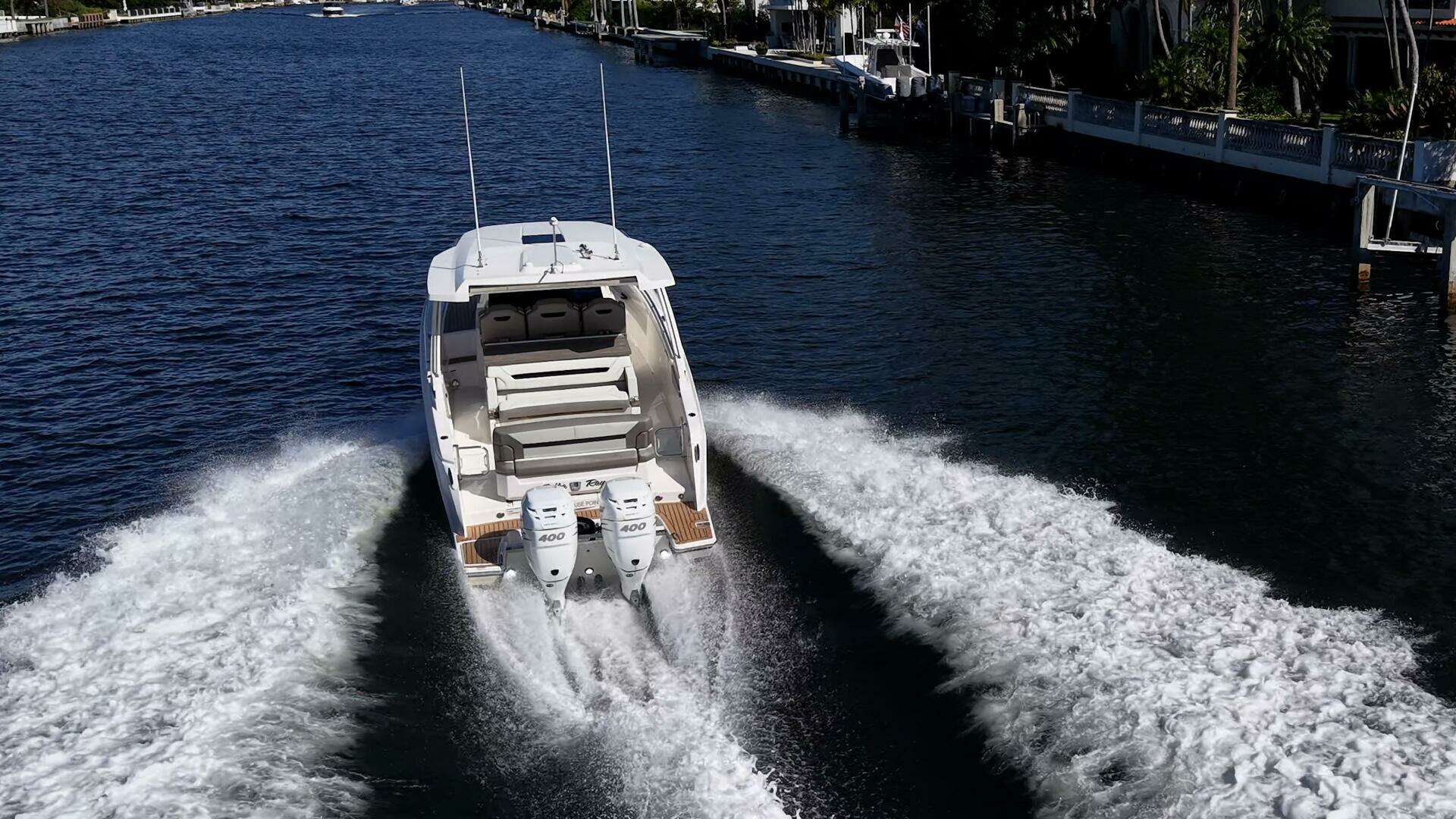 2023 Tiara Yachts 34LS - Image 6