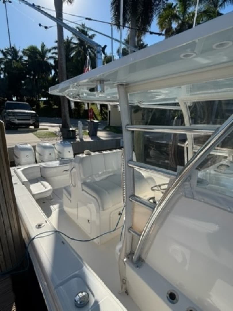 2018 Invincible 36 Center Console - Image 4