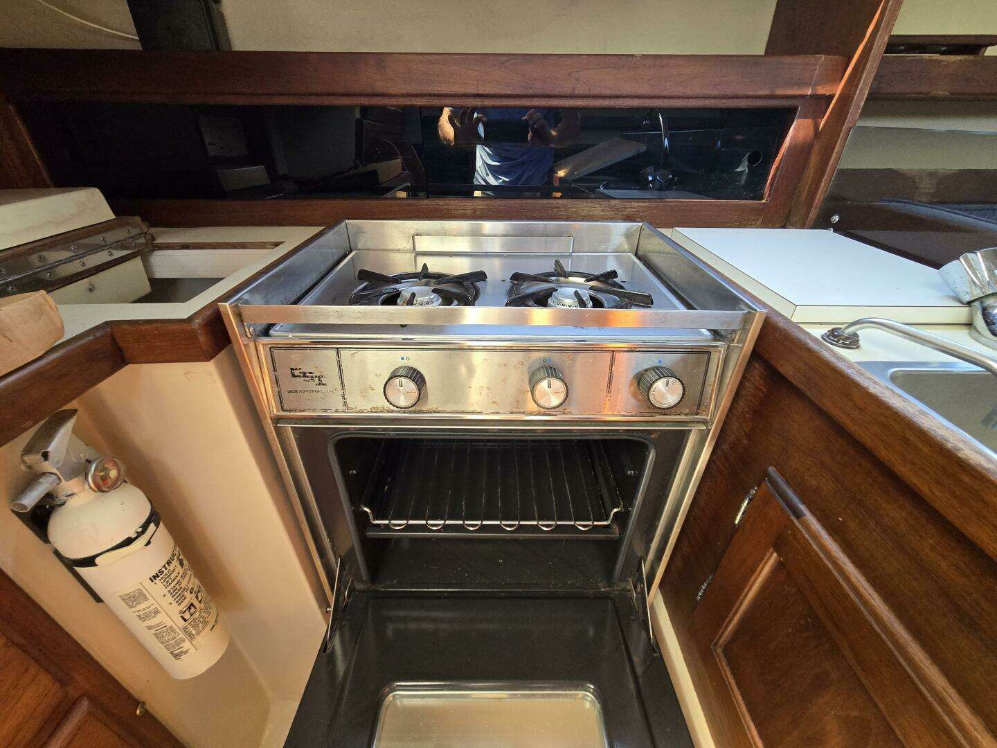 1986 Catalina Tall Rig - Image 26