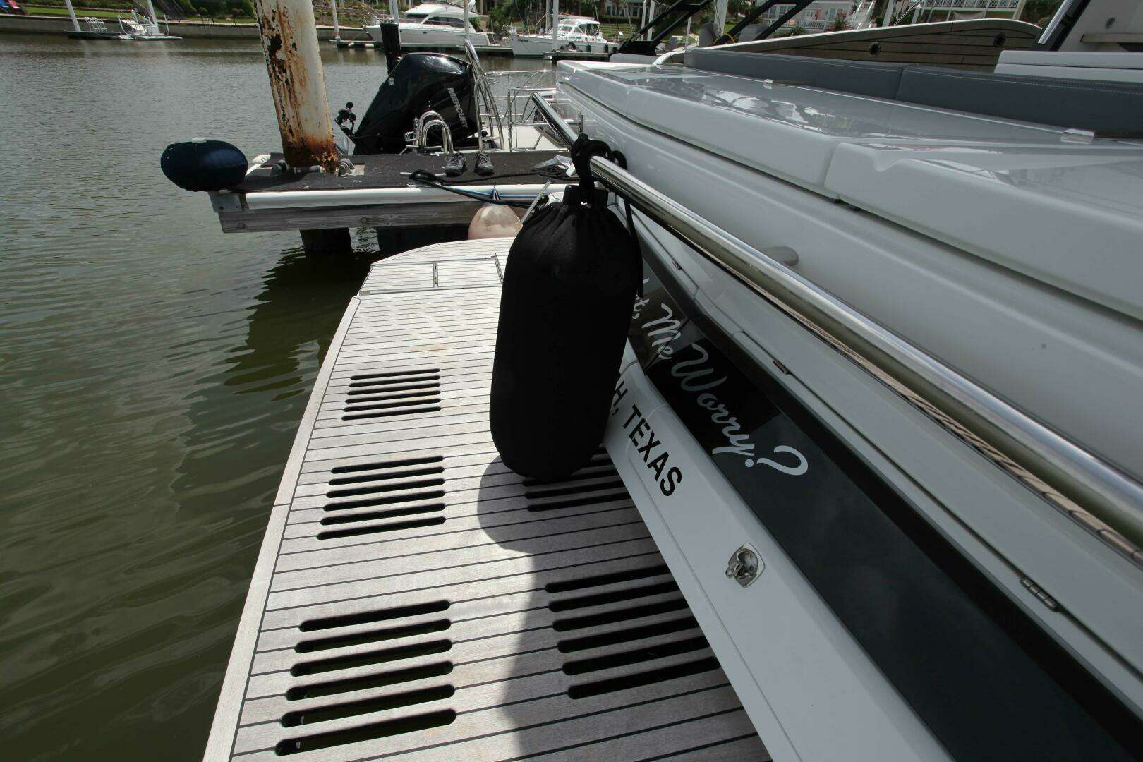 2025 Galeon — - Image 33