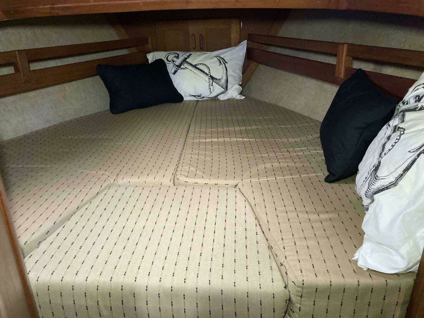 1990 Pacific Seacraft 34 Voyager - Image 17
