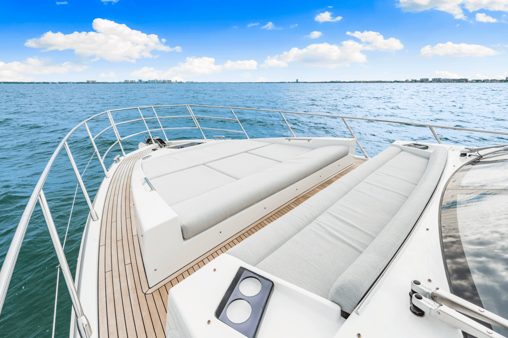 2025 Azimut S6 - Image 58