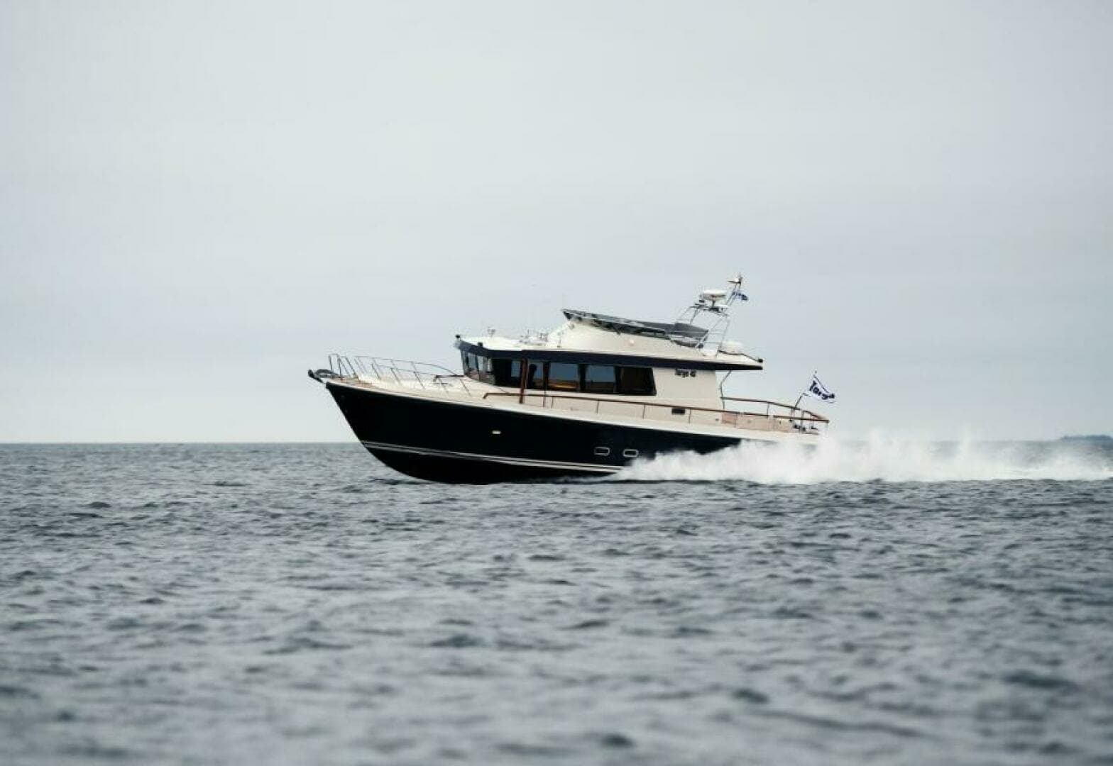 2028 Targa 46 - Image 12