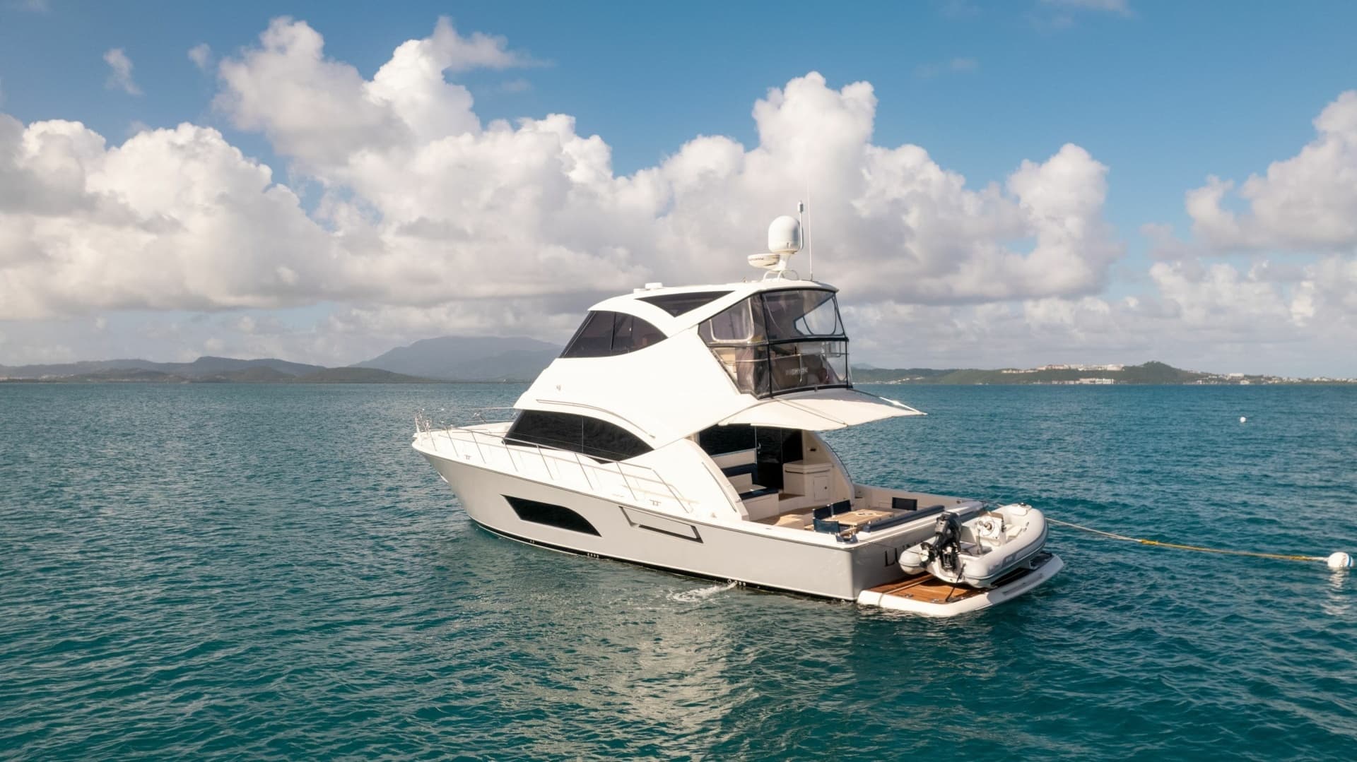 2015 Riviera 53 Enclosed Bridge - Image 24