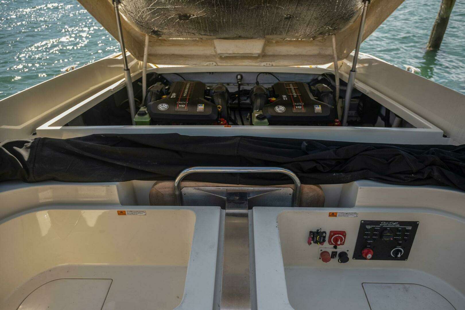 2013 Chris-Craft Launch 32 - Image 32