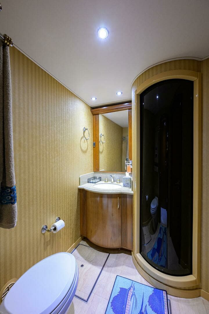 2004 Sea Force IX 82 Enclosed Bridge - Image 47
