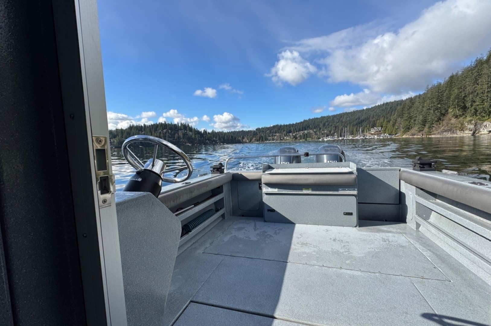 2018 KingFisher 2725 Weekender - Image 10
