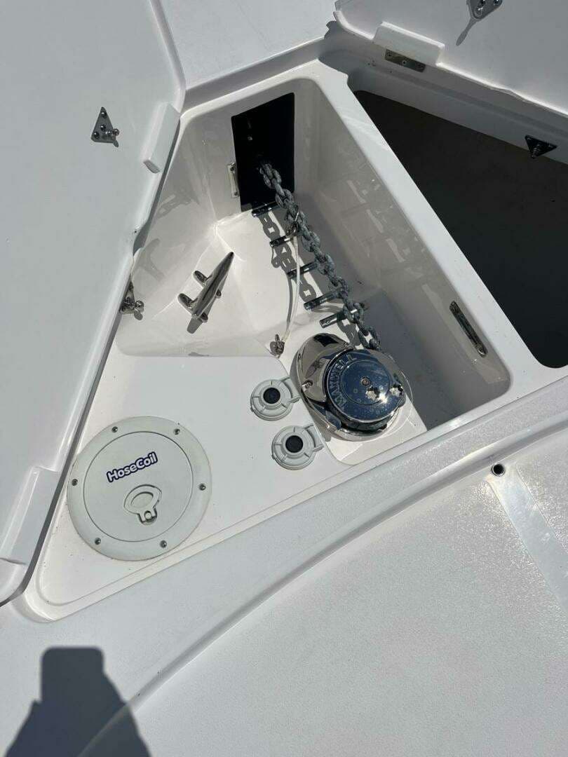 2023 Intrepid 477 Evolution - Image 9