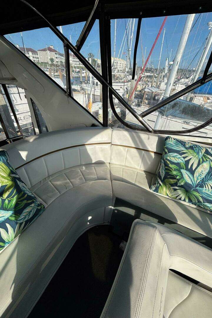 2001 Carver 396 Aft Cabin MY - Image 35
