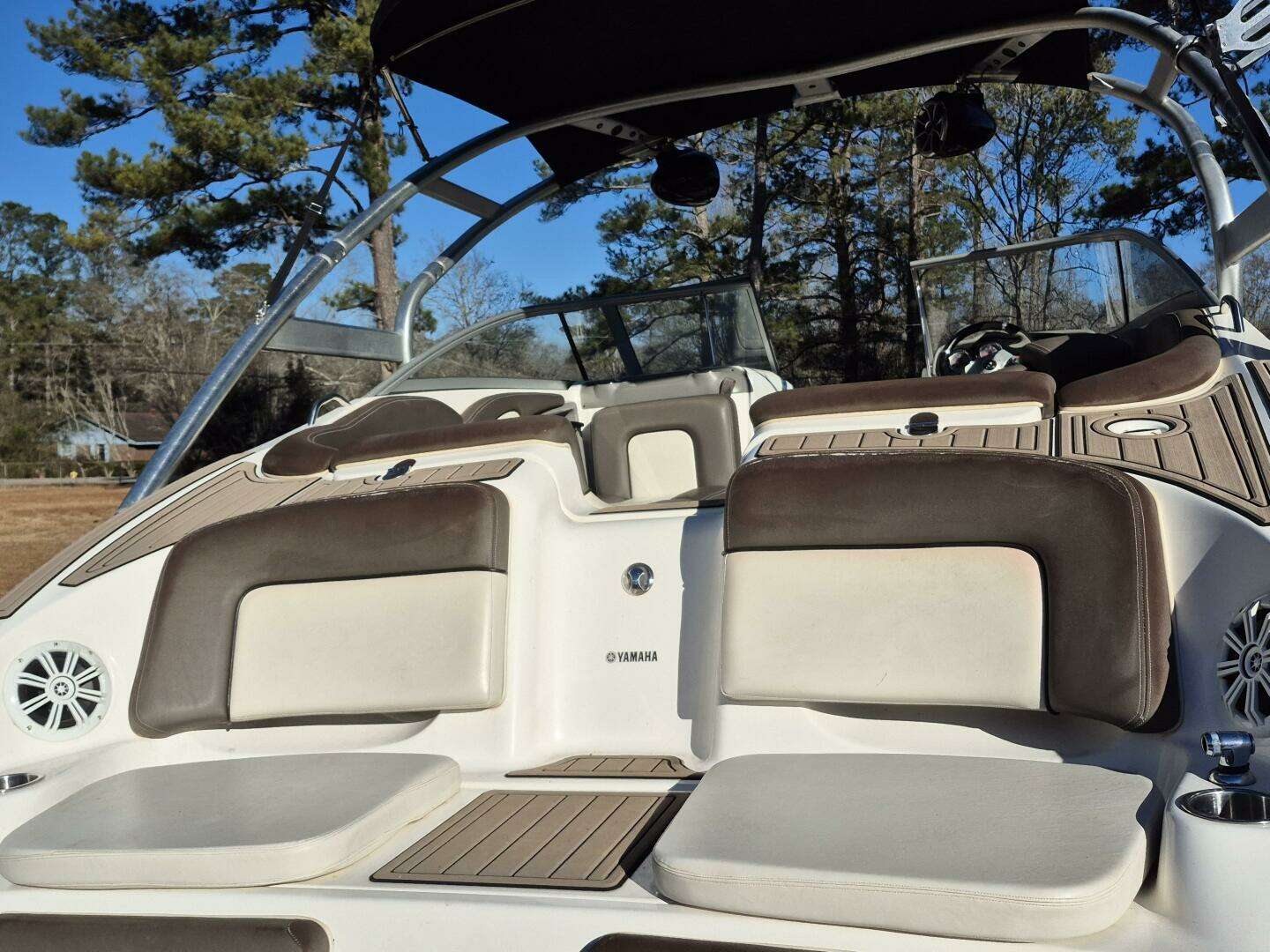 2011 Yamaha Boats 242 Limited S - Image 29