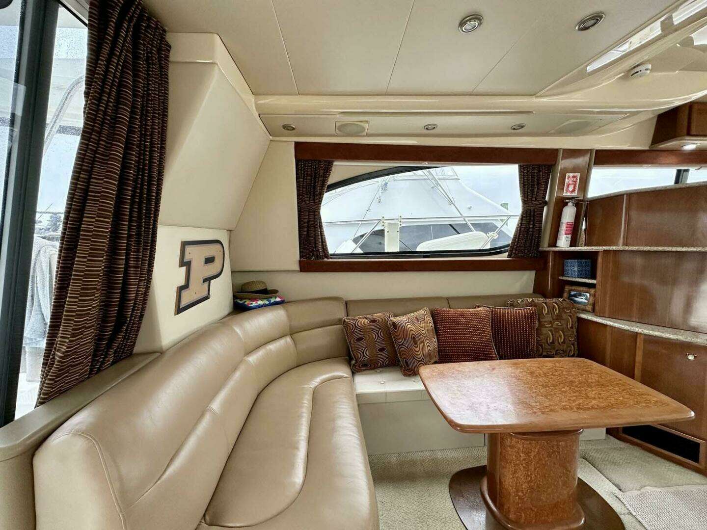2007 Meridian 411 Sedan - Image 21