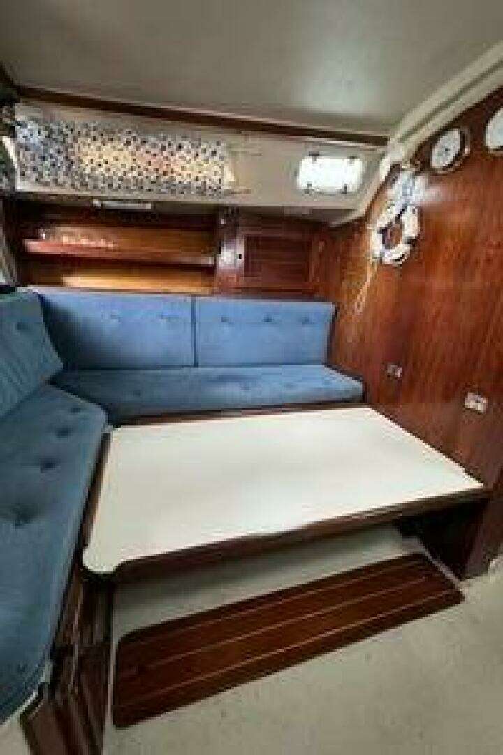 1988 Catalina 30 - Image 11