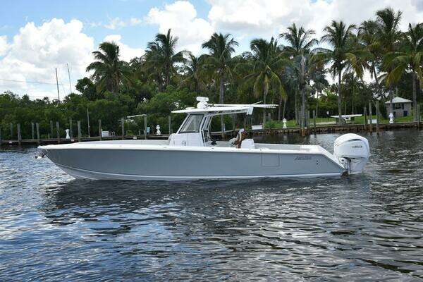 2027 Jupiter 380 LS