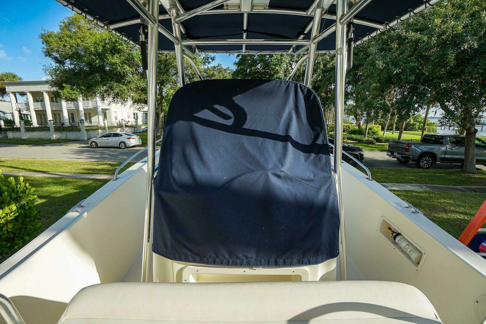 2007 Pursuit C280 - Image 30