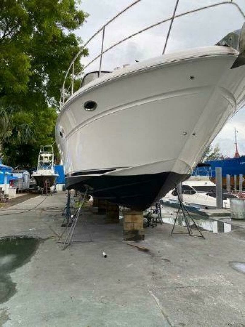 2007 Sea Ray 520 Sedan Bridge - Image 32