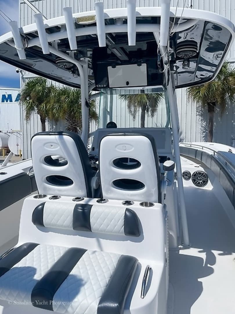2017 Cape Horn 36XS - Image 15