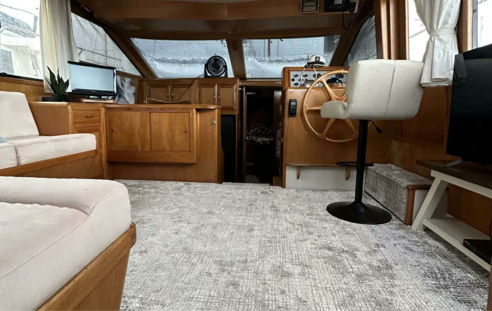 1988 Ocean Alexander 42 Aft Cabin - Image 14