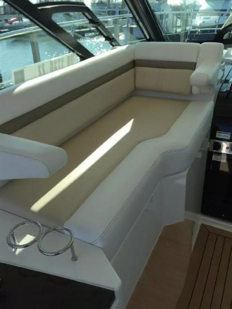 2013 Sea Ray Sundancer - Image 21