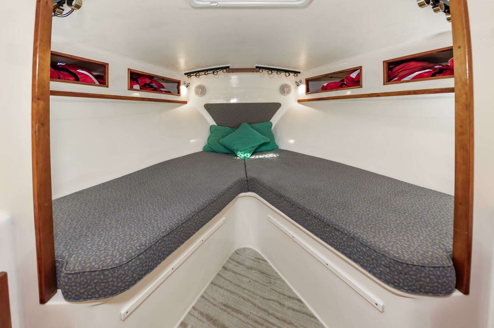 2003 Custom Carolina 40 Layton Express - Image 36
