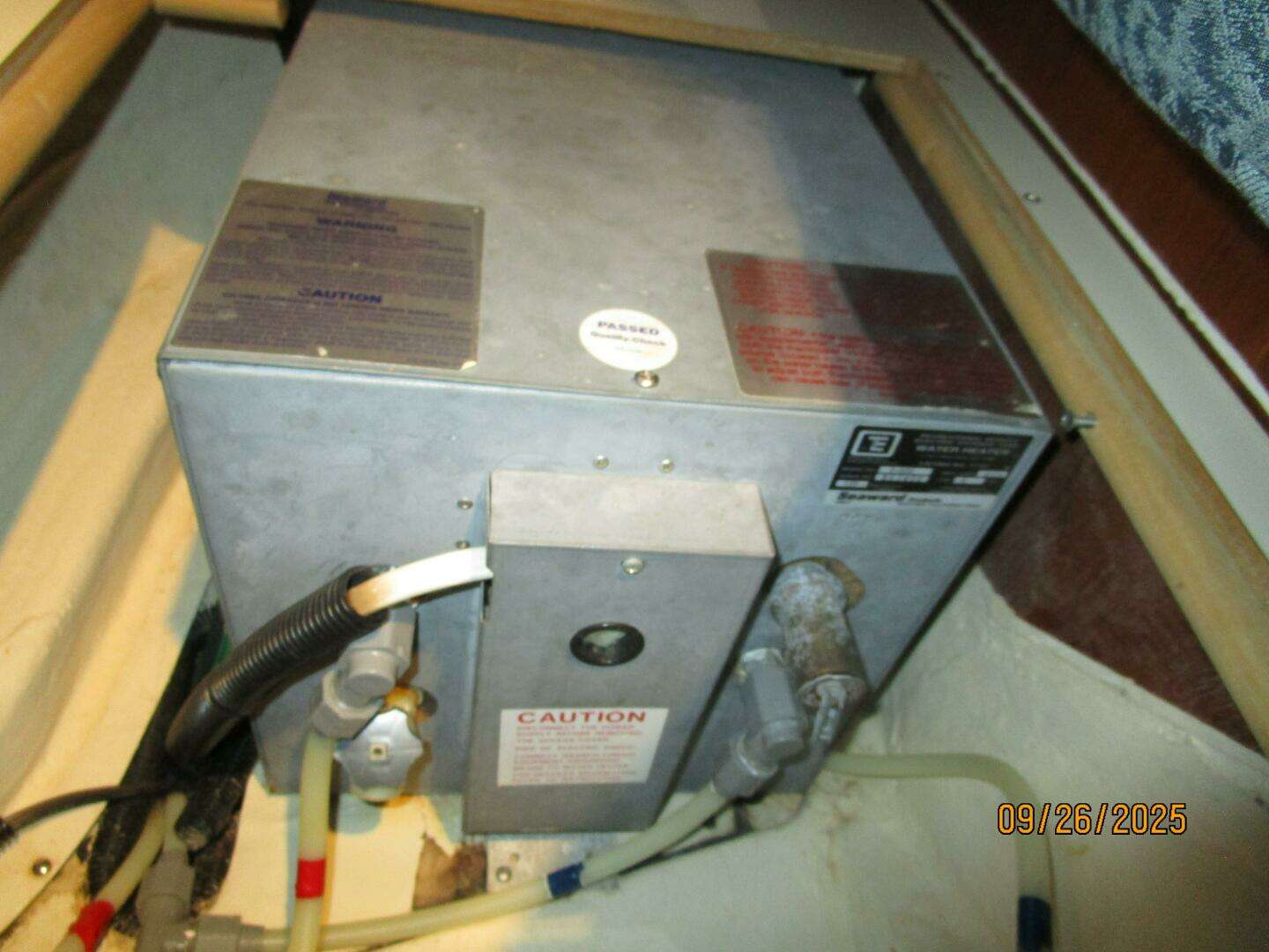 1998 Hunter 376 - Image 71
