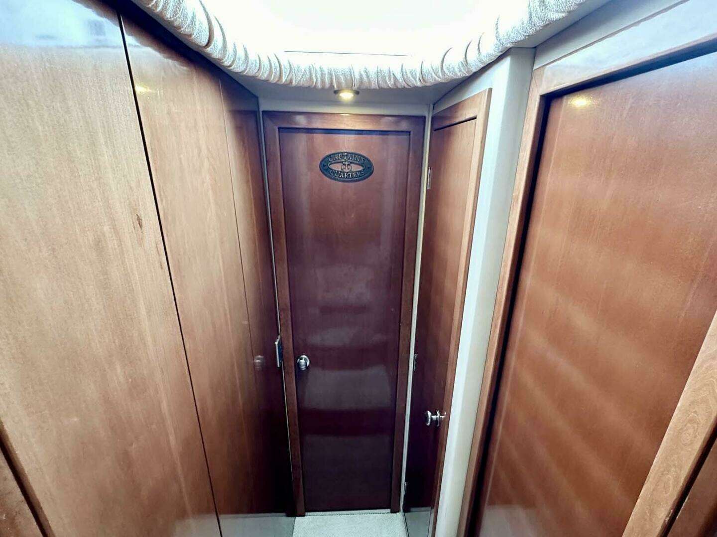 2007 Meridian 411 Sedan - Image 22