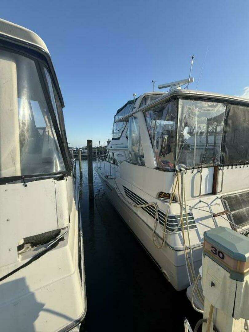 1988 Sea Ray 415 - Image 3