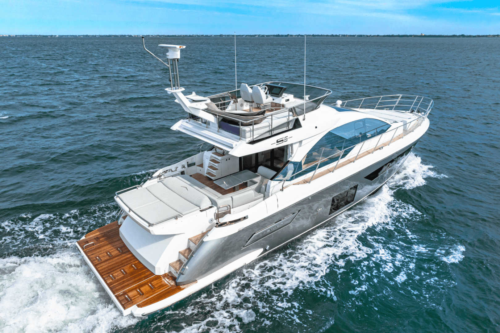 2025 Azimut S6 - Image 16