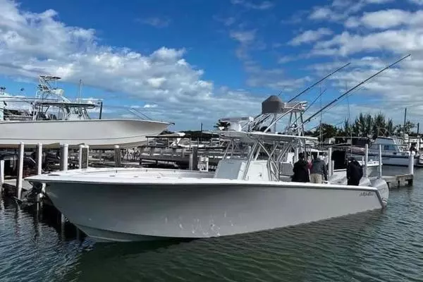 2022 SeaHunter 39