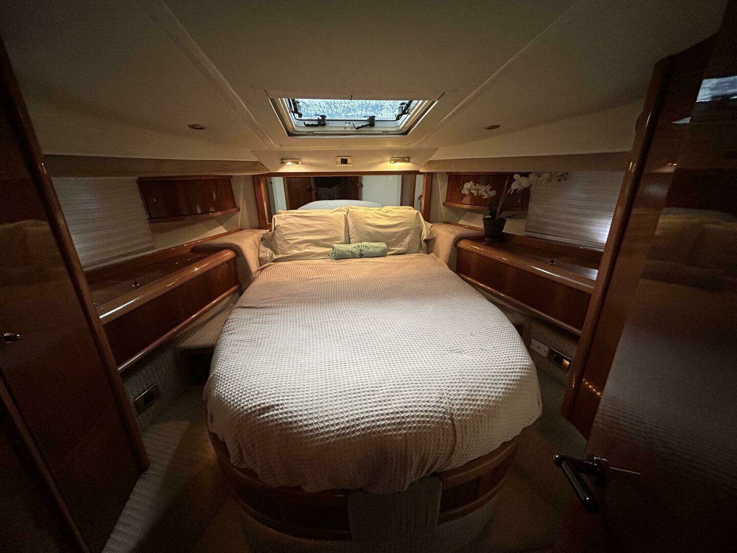 2002 Sealine T47 - Image 57