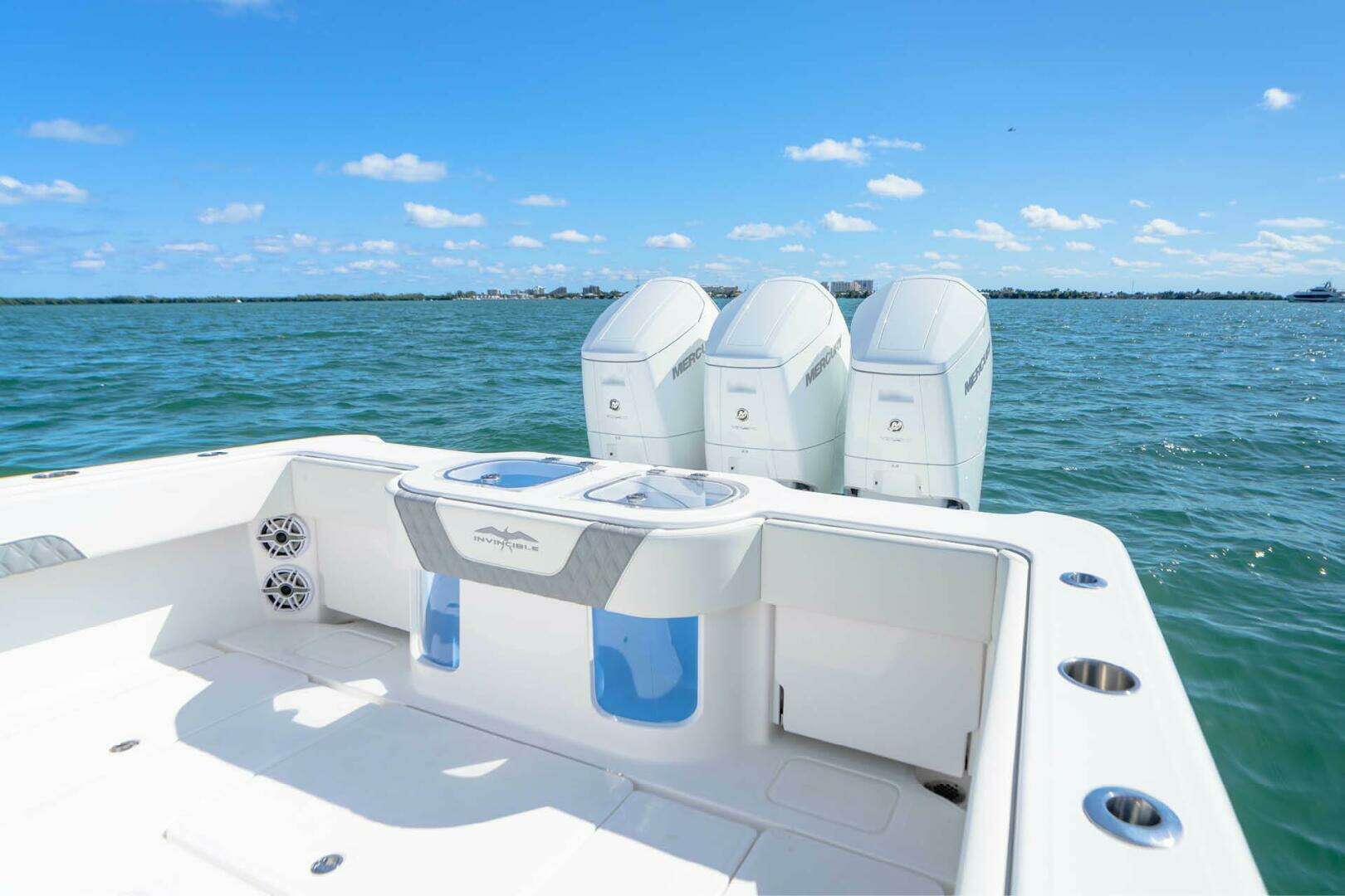 2026 Invincible 43 Open Fisherman - Image 16