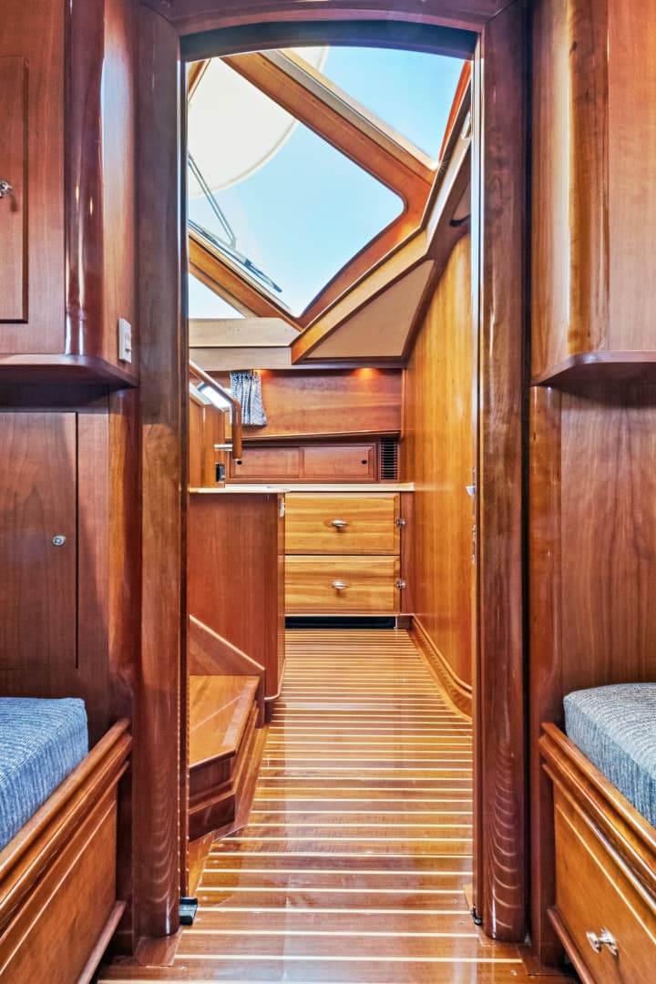 2007 Hinckley TALARIA 55MY - Image 55