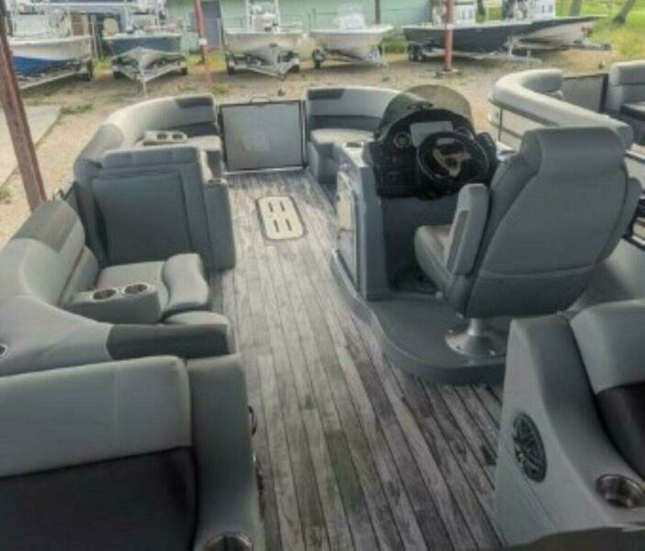 2024 Veranda RELAX VR25RFL - Image 16