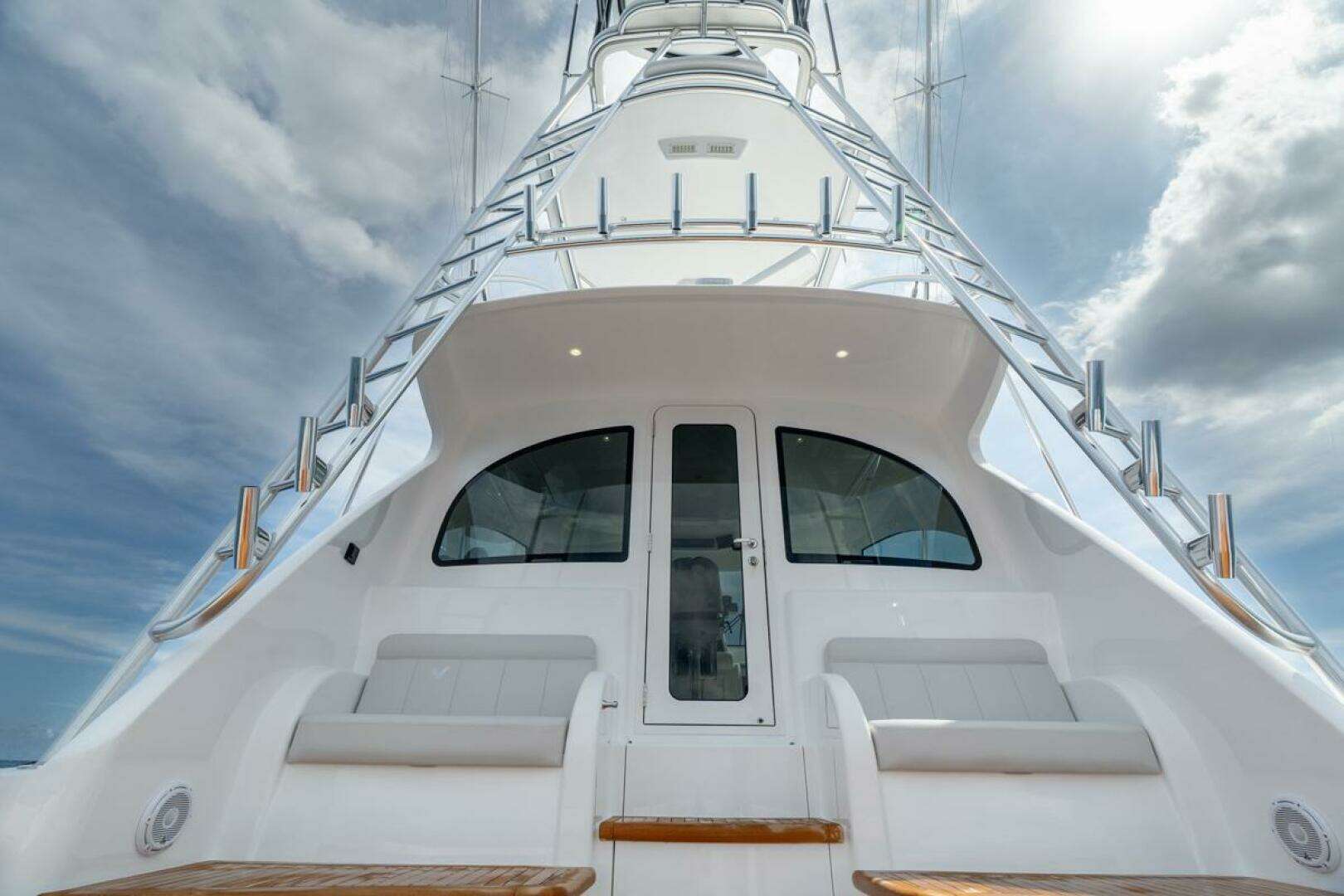 2025 Viking 54 Sport Tower - Image 25