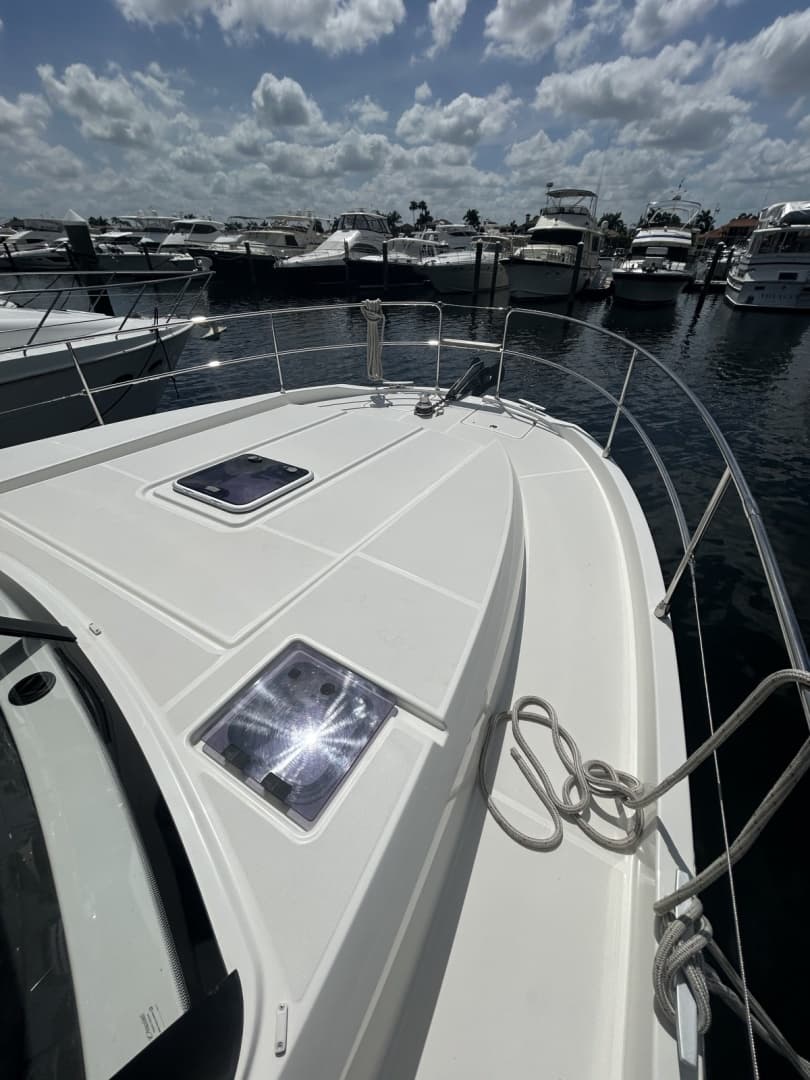 2022 Beneteau ST - Image 13
