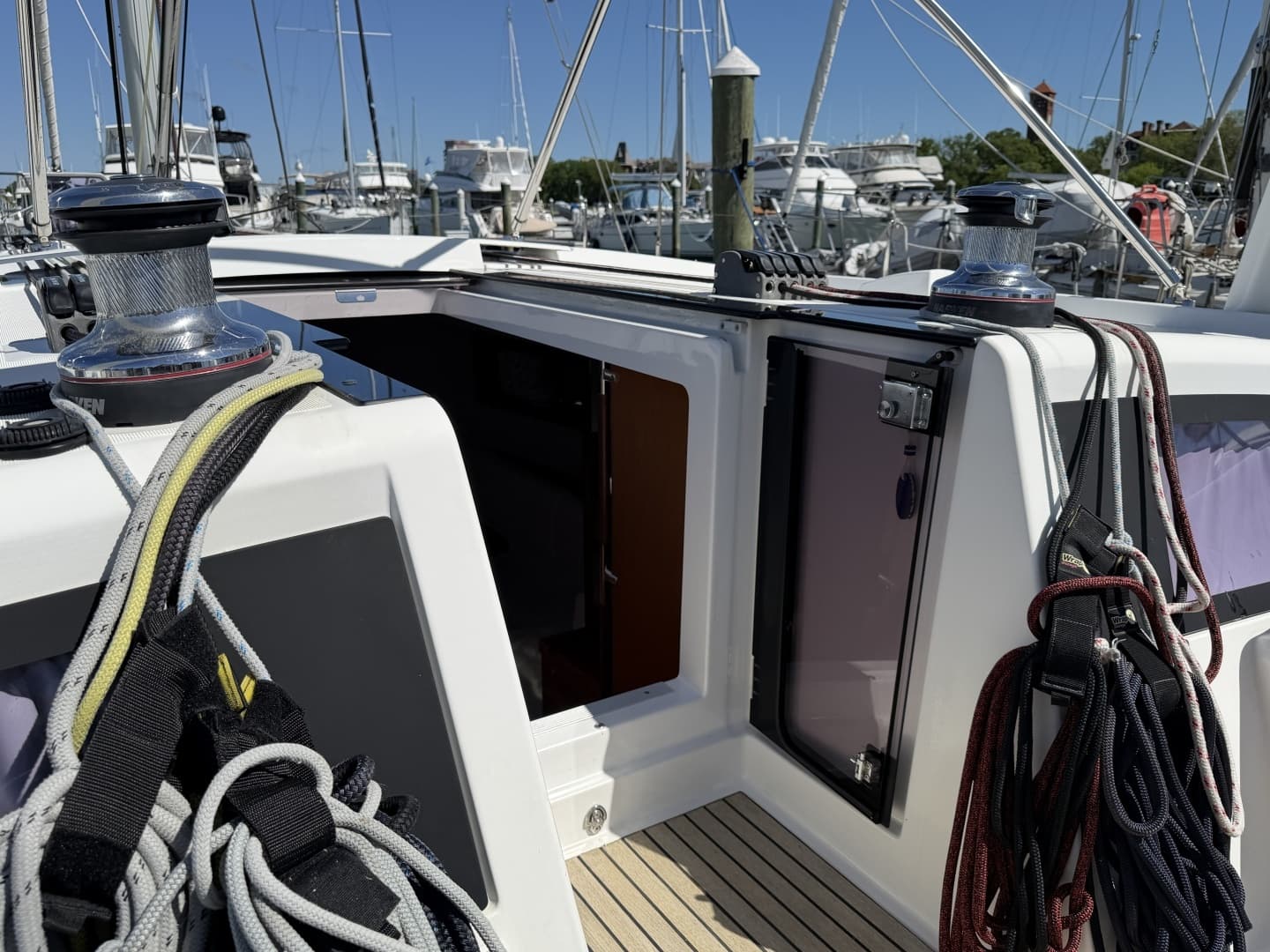 2016 Beneteau 48 - Image 24