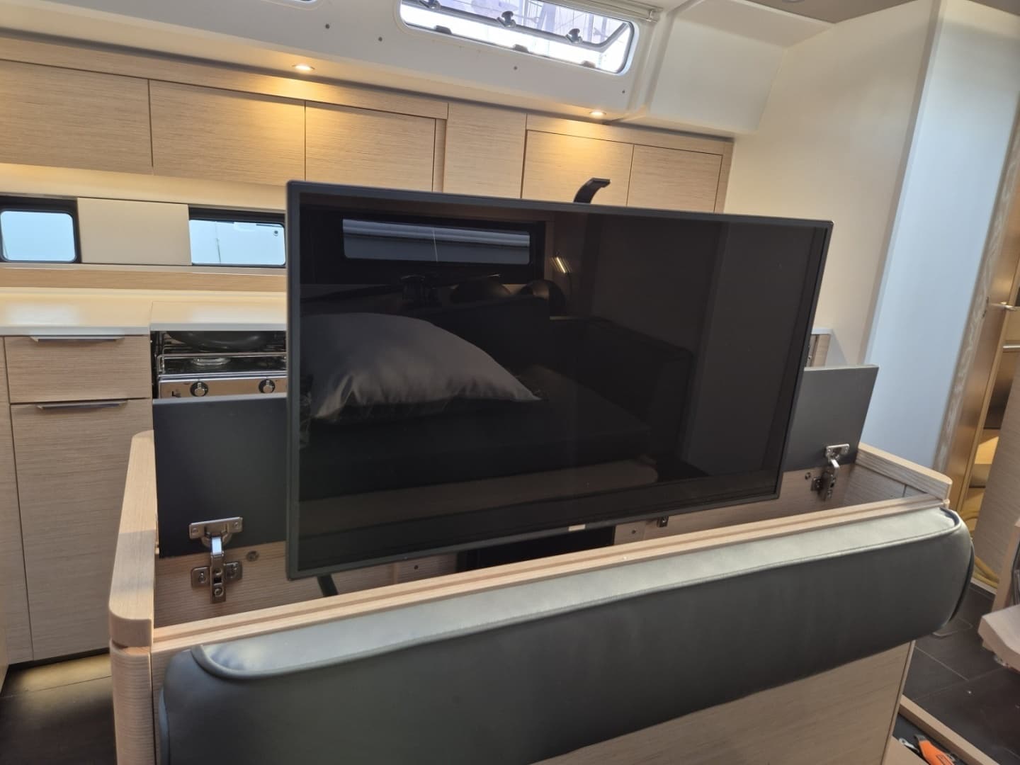 2023 Hanse 510 - Image 26