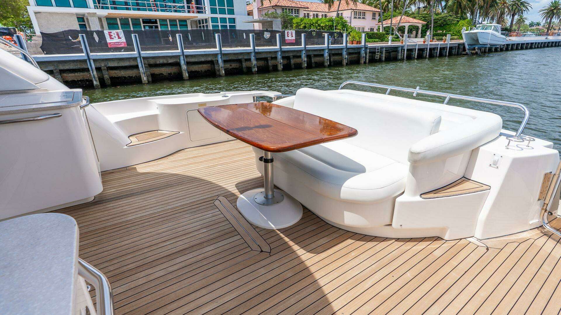 2008 Sea Ray Sundancer 60 - Image 27