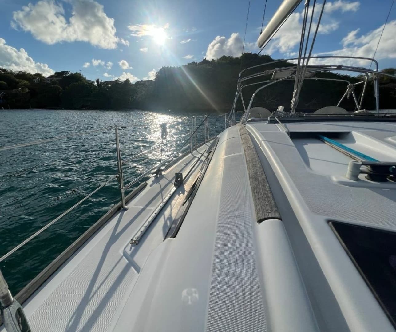 2011 Beneteau Oceanis 40 - Image 5